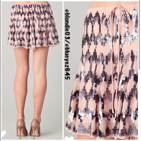 Elizabeth and James “Edith” Sequin Mini Skirt XS - Picture 2 of 5
